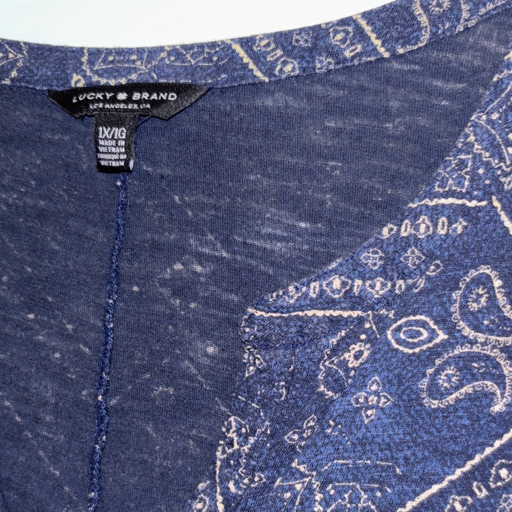 Lucky Brand woman’s blouse - Picture 4 of 7
